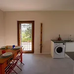 Neue Mit 2 Zimmern- Veranda Und Pool By Interhome Apartamento