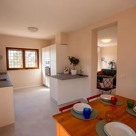Apartmán Neue Mit 2 Zimmern- Veranda Und Pool By Interhome Belvedere Ostrense
