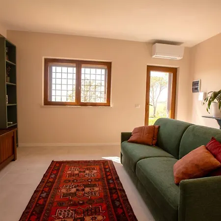 Apartmán Neue Mit 2 Zimmern- Veranda Und Pool By Interhome *