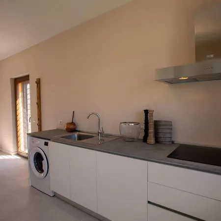 Neue Mit 2 Zimmern- Veranda Und Pool By Interhome 아파트
