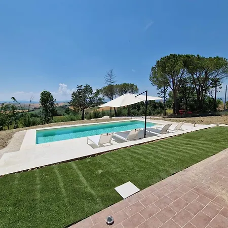 아파트 Neue Mit 2 Zimmern- Veranda Und Pool By Interhome